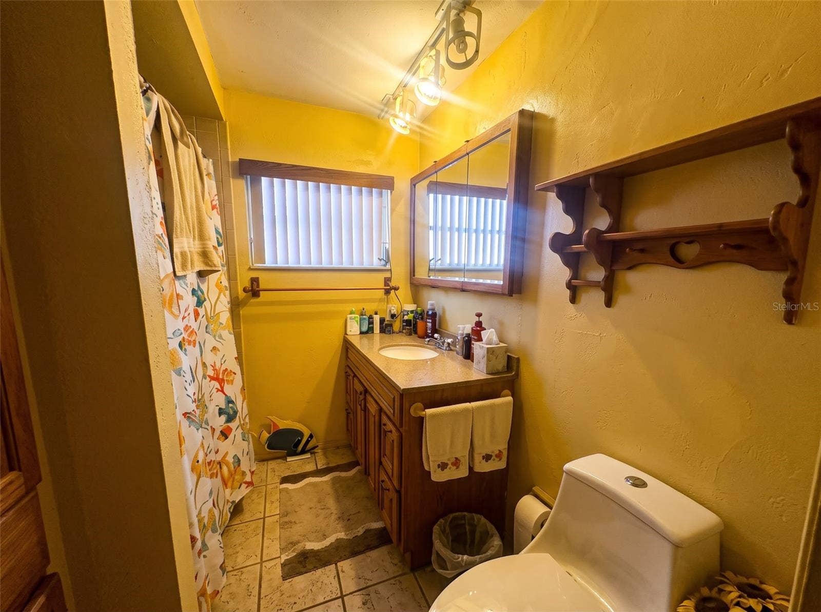 12823 89TH AVENUE, Seminole, FL 33776 12823 89TH AVENUE, Seminole, FL 33776