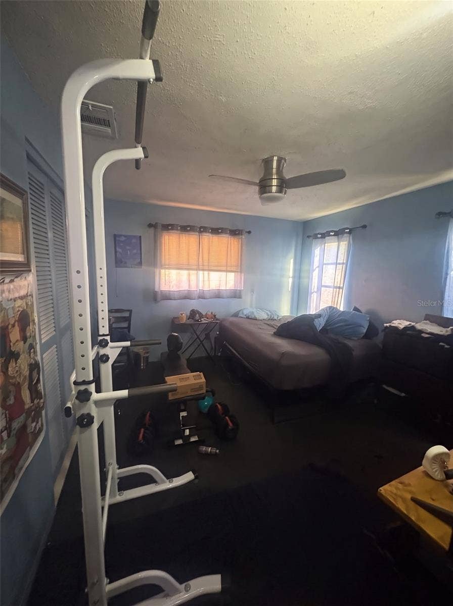 12823 89TH AVENUE, Seminole, FL 33776 12823 89TH AVENUE, Seminole, FL 33776