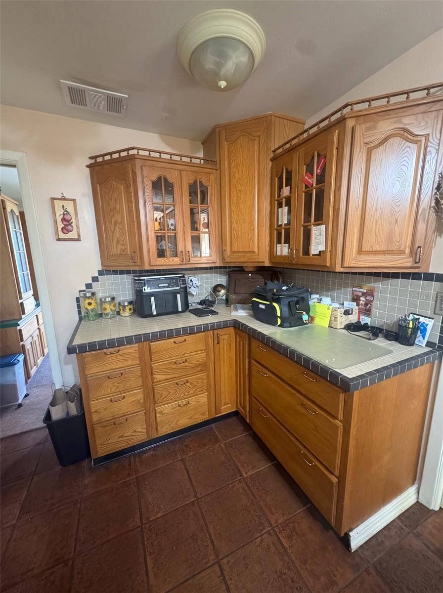 12823 89TH AVENUE, Seminole, FL 33776 12823 89TH AVENUE, Seminole, FL 33776