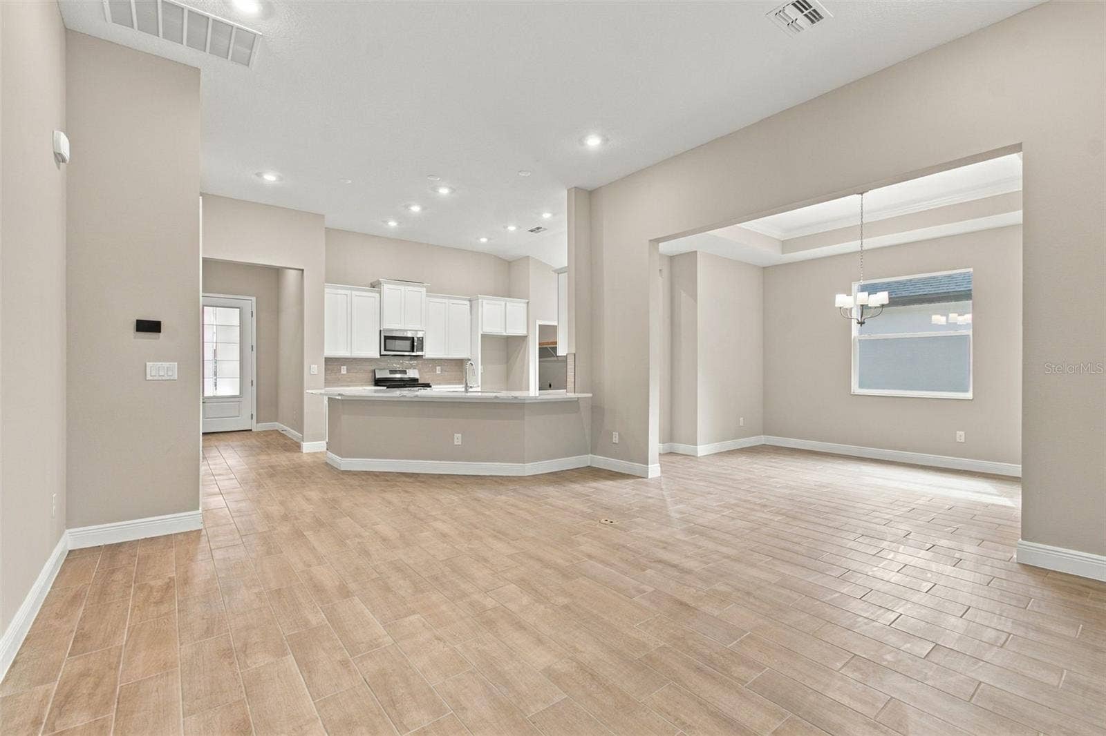 19461 FOREST GARDEN COURT, Brooksville, FL 34601 19461 FOREST GARDEN COURT, Brooksville, FL 34601