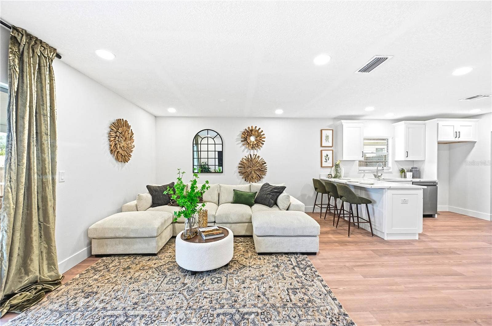 4303 HOLLOW HILL DRIVE, Tampa, FL 33624