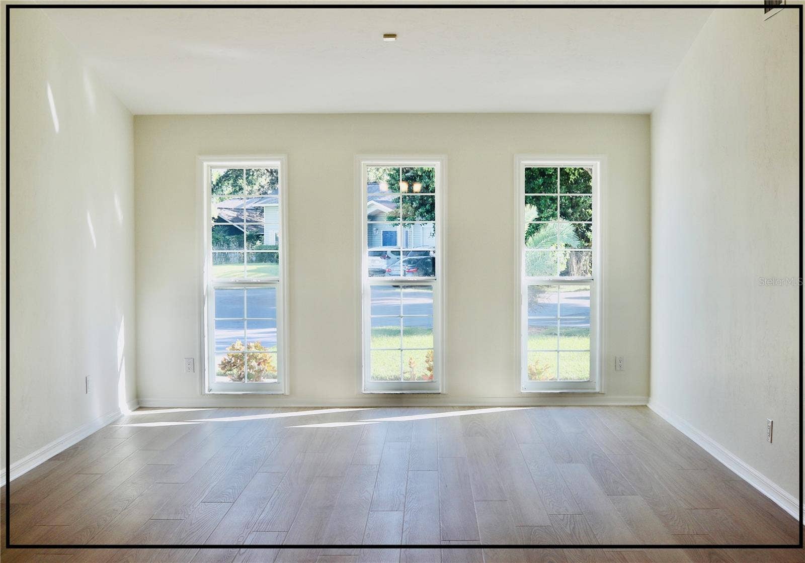 5631 WAXMYRTLE WAY, Naples, FL 34109 Family Room