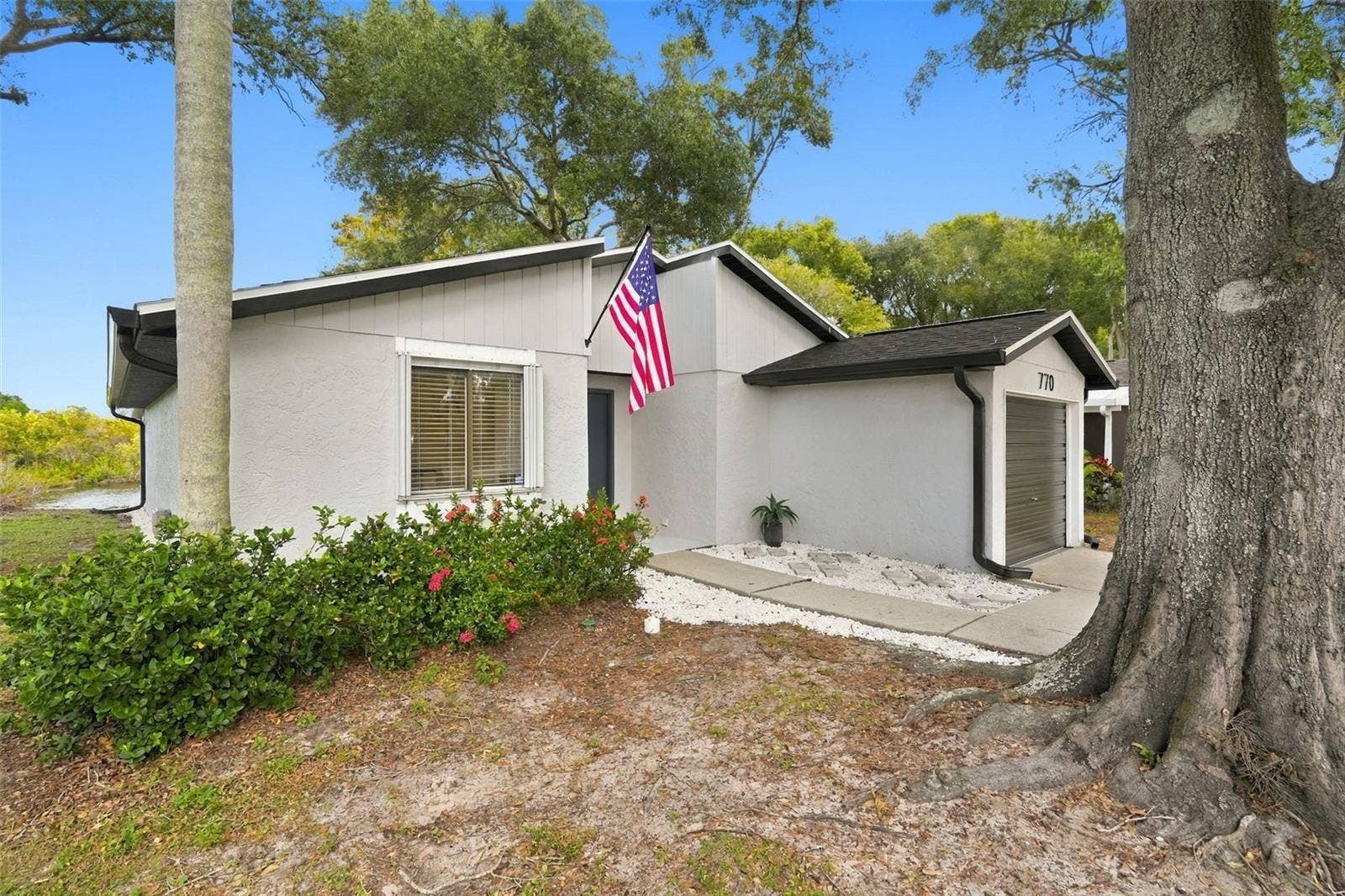 770 ARTHURS COURT, Tarpon Springs, FL 34689 Come see me! :)