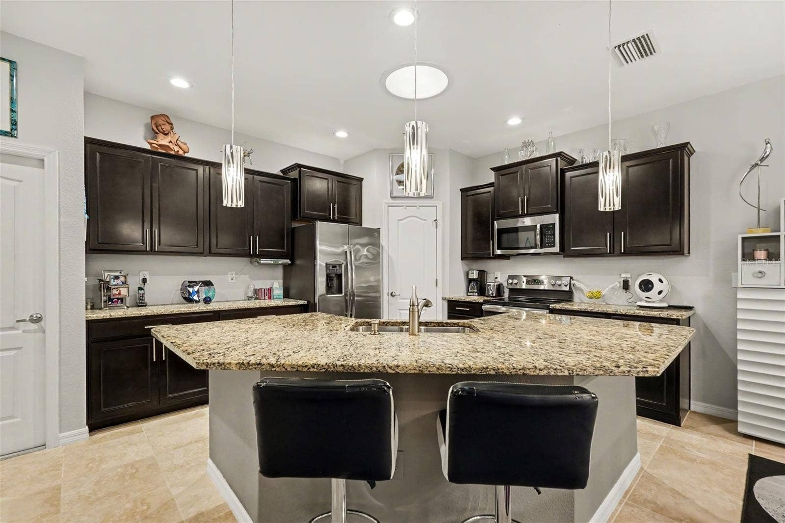 32976 WINDELSTRAW DRIVE, Wesley Chapel, FL 33545