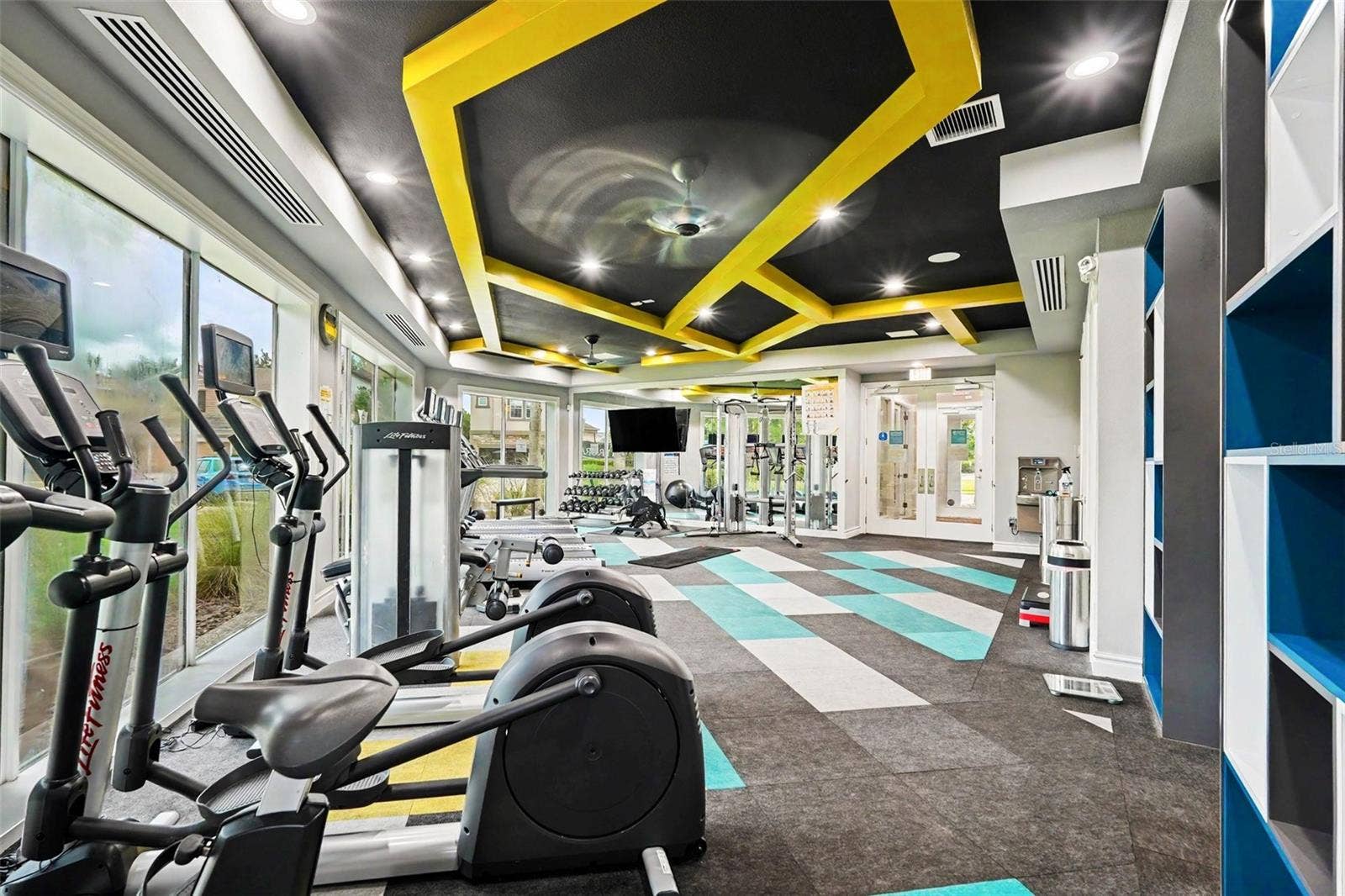32976 WINDELSTRAW DRIVE, Wesley Chapel, FL 33545