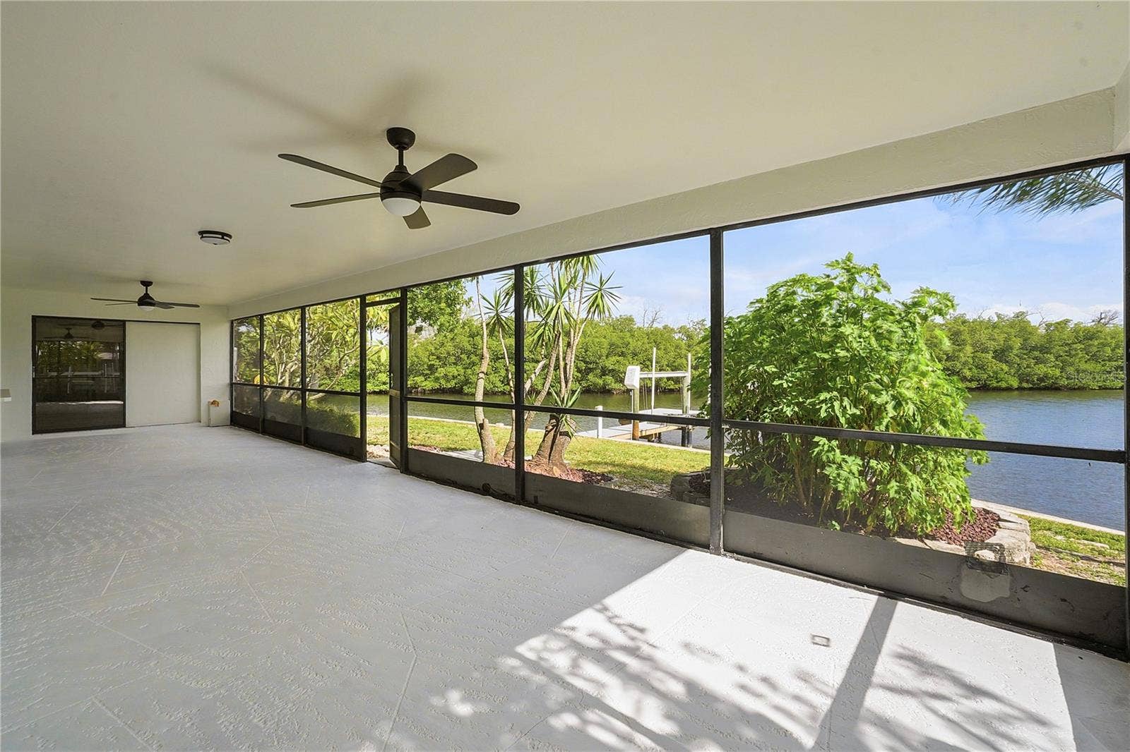 6533 SENEGAL PALM WAY, Apollo Beach, FL 33572
