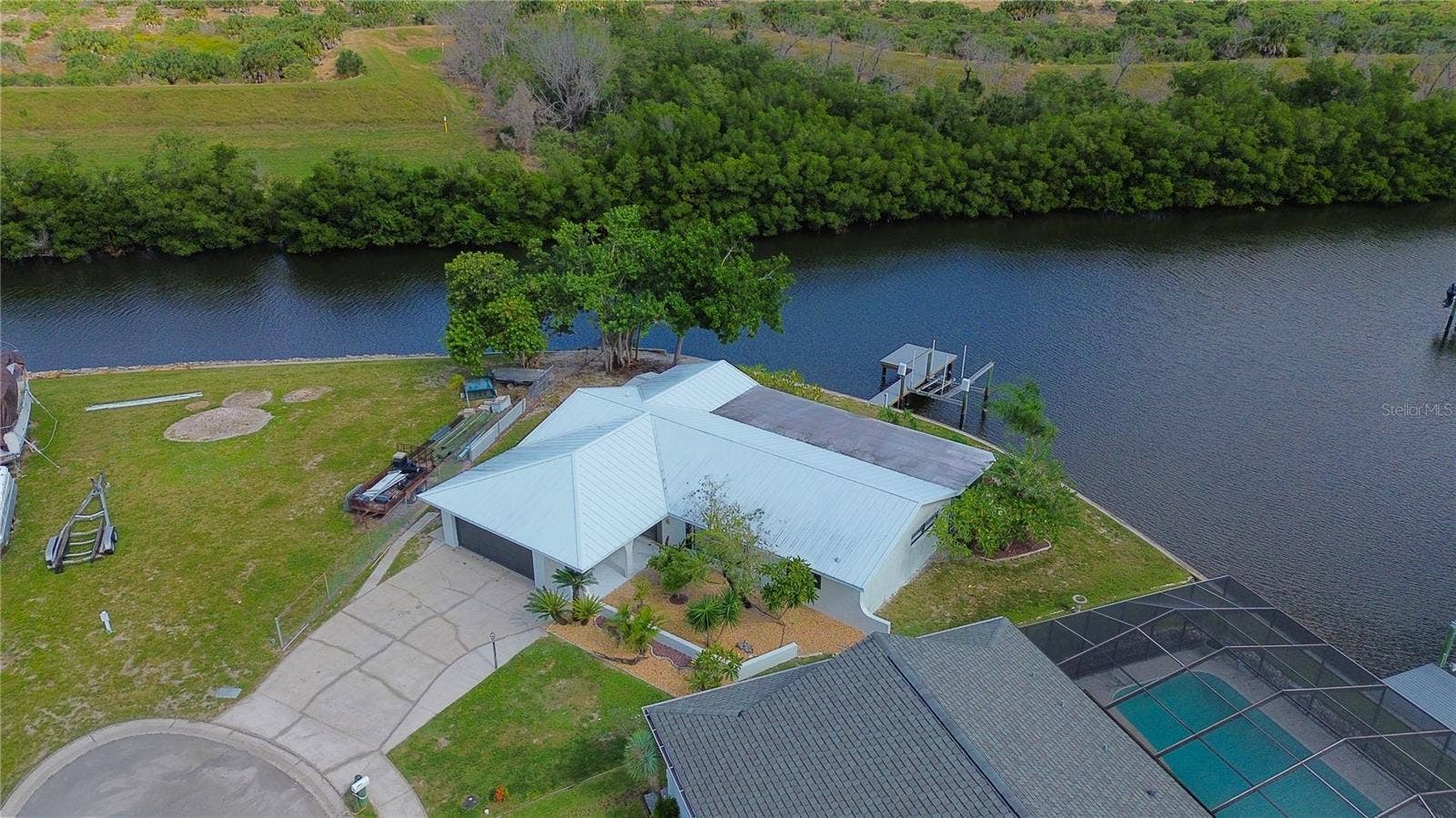 6533 SENEGAL PALM WAY, Apollo Beach, FL 33572