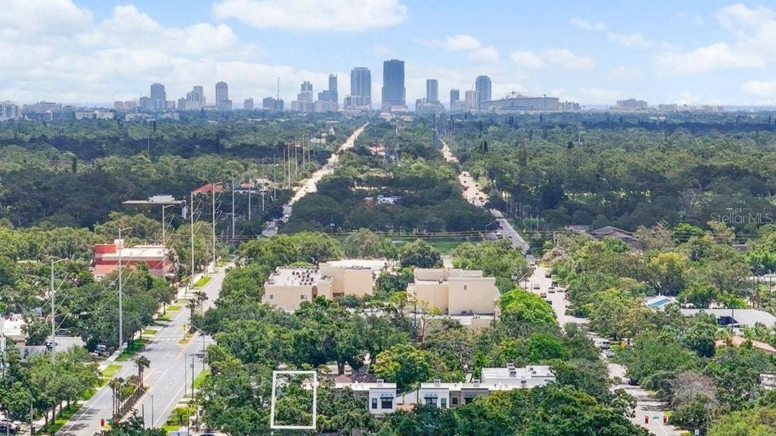 40 64TH STREET S, #1, St Petersburg, FL 33707