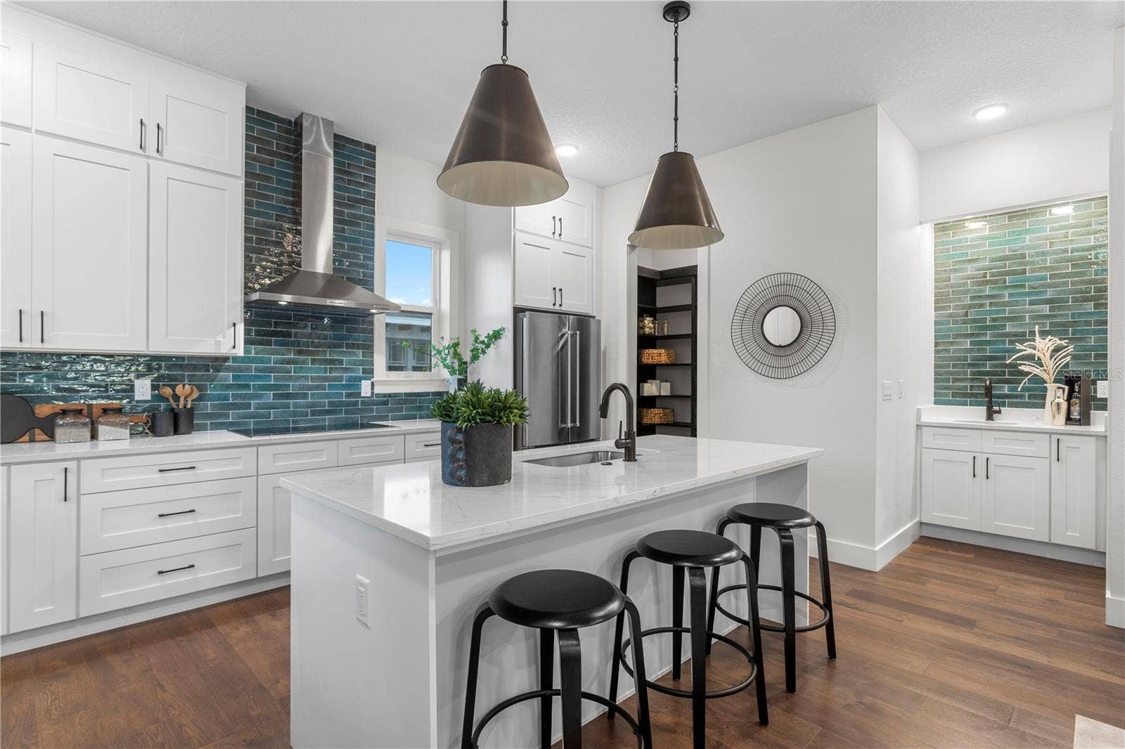 40 64TH STREET S, #1, St Petersburg, FL 33707