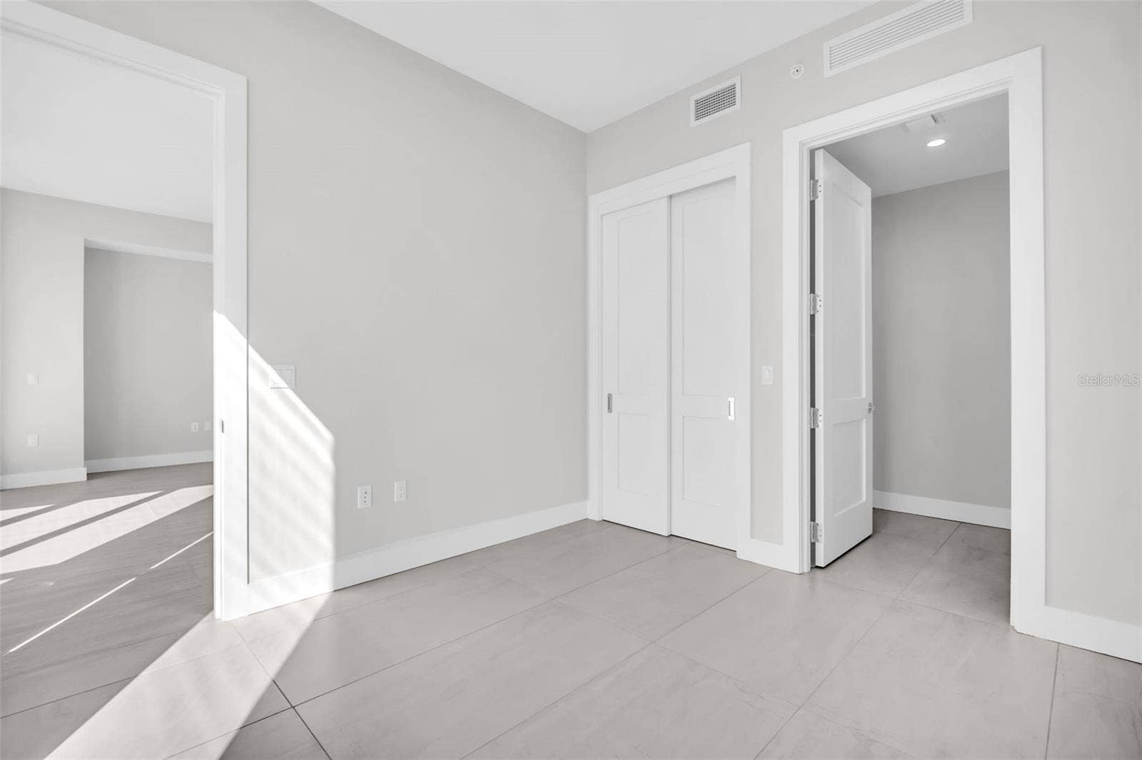 275 1ST AVENUE S, #2807, St Petersburg, FL 33701