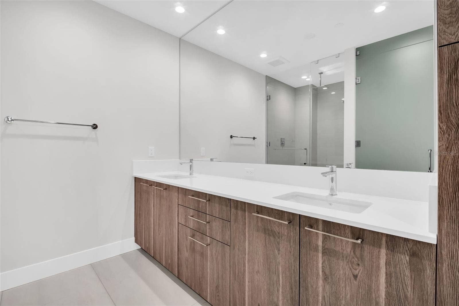 275 1ST AVENUE S, #2807, St Petersburg, FL 33701
