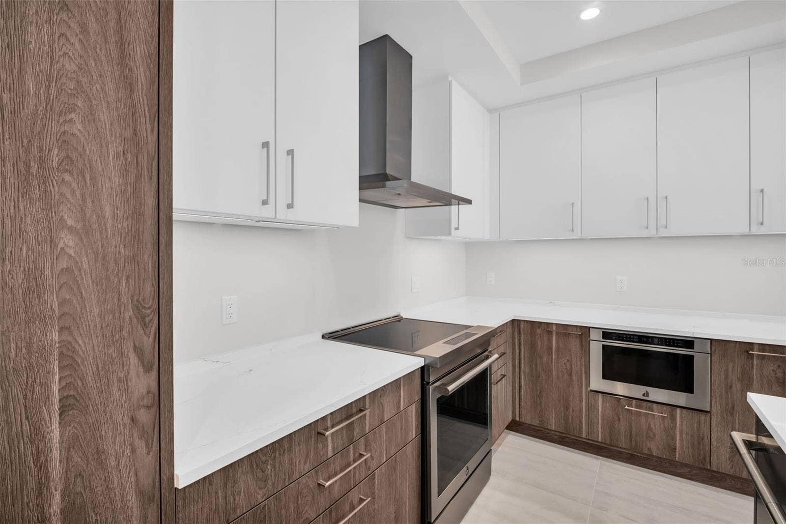 275 1ST AVENUE S, #2807, St Petersburg, FL 33701