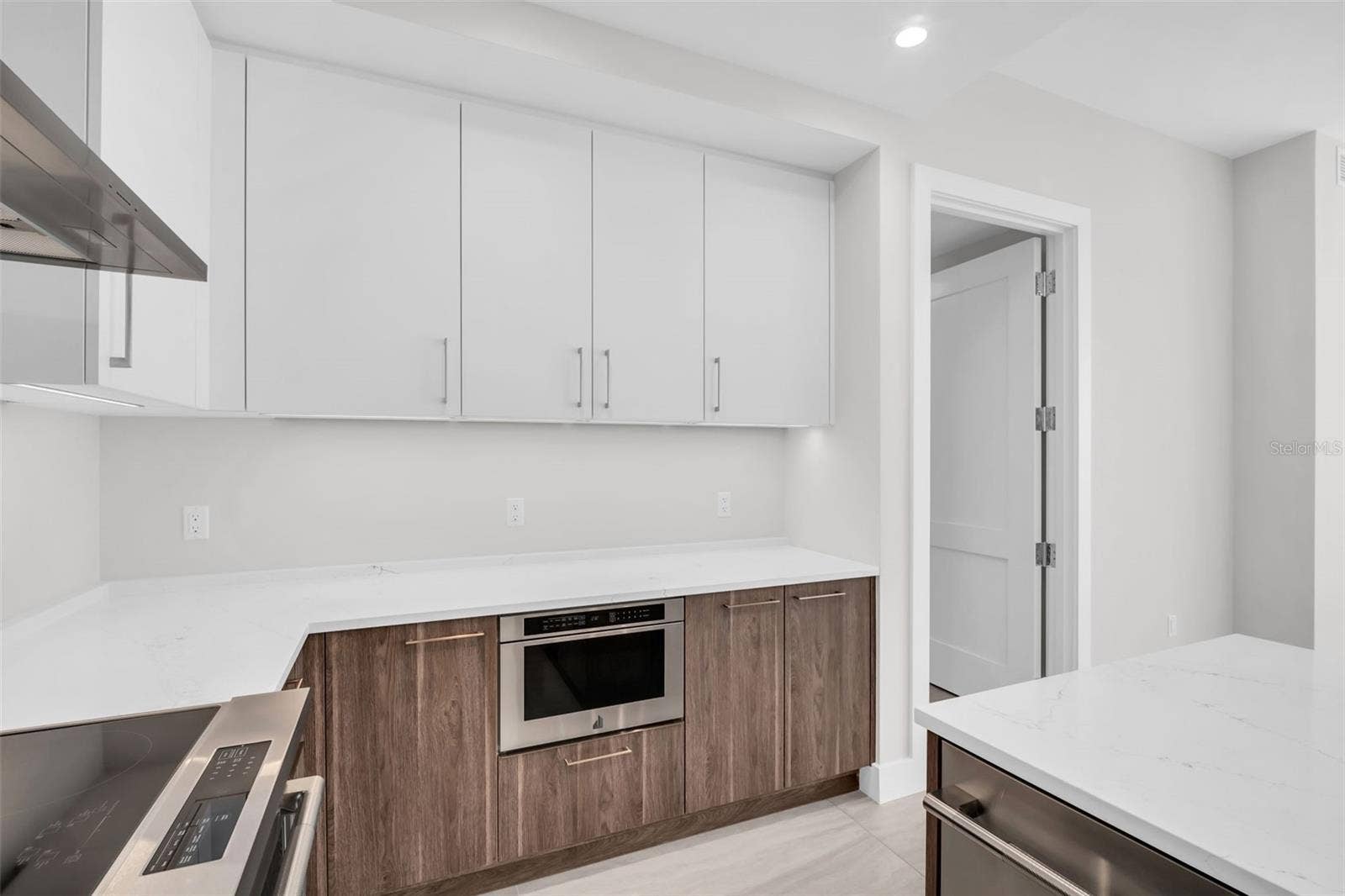 275 1ST AVENUE S, #2807, St Petersburg, FL 33701