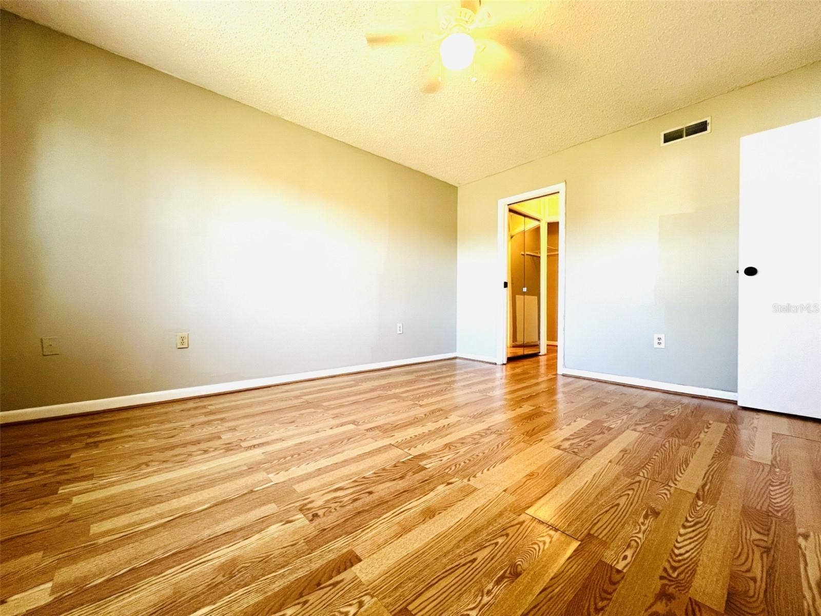 387 S MCMULLEN BOOTH ROAD, #14, Clearwater, FL 33759 387 S MCMULLEN BOOTH ROAD, #14, Clearwater, FL 33759