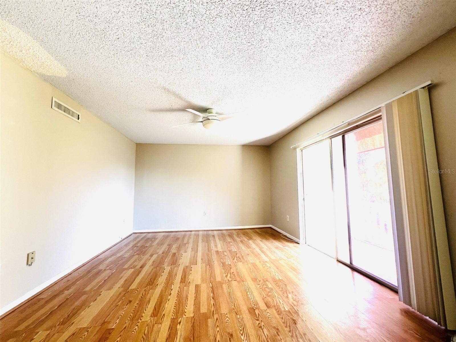 387 S MCMULLEN BOOTH ROAD, #14, Clearwater, FL 33759 387 S MCMULLEN BOOTH ROAD, #14, Clearwater, FL 33759