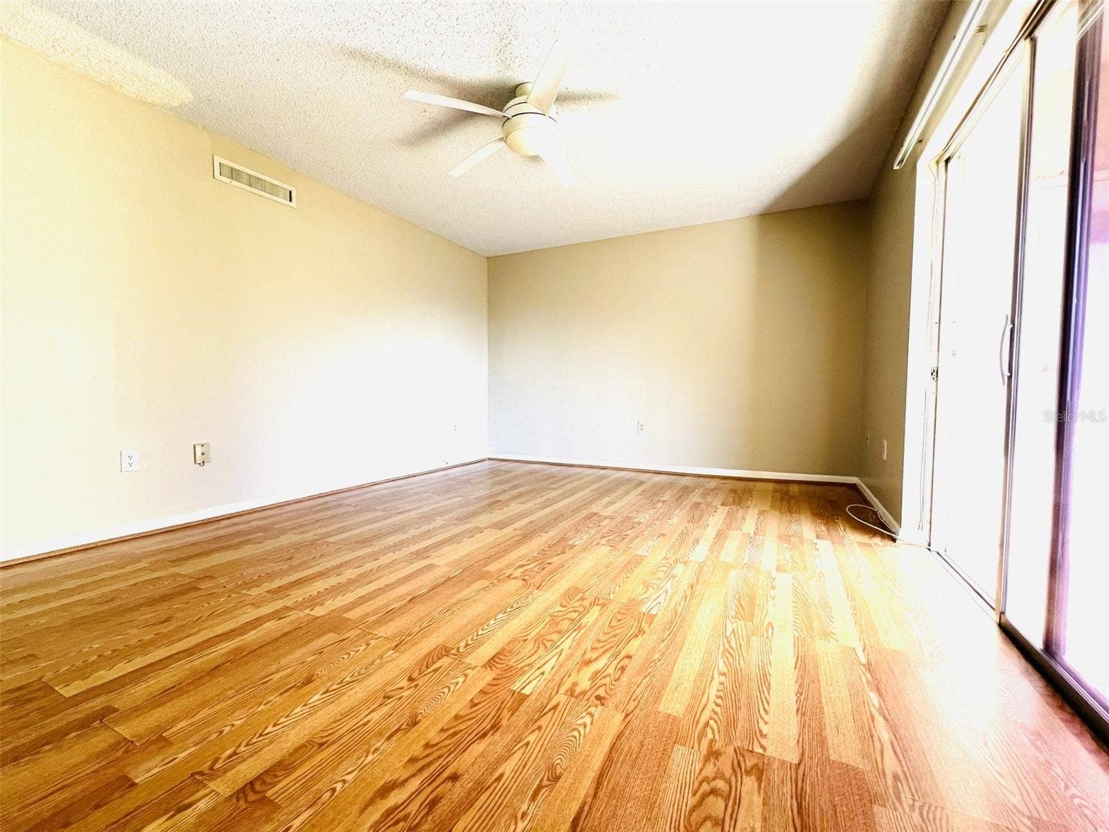387 S MCMULLEN BOOTH ROAD, #14, Clearwater, FL 33759 387 S MCMULLEN BOOTH ROAD, #14, Clearwater, FL 33759