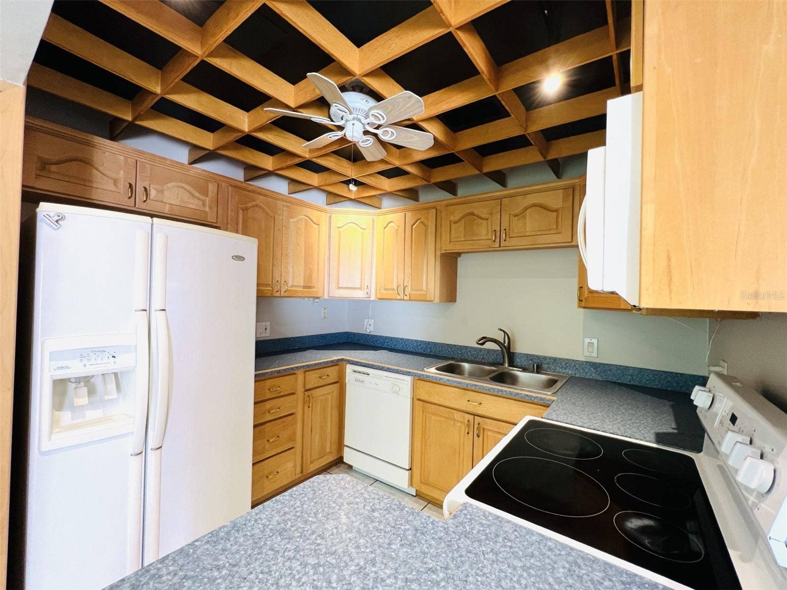 387 S MCMULLEN BOOTH ROAD, #14, Clearwater, FL 33759 387 S MCMULLEN BOOTH ROAD, #14, Clearwater, FL 33759
