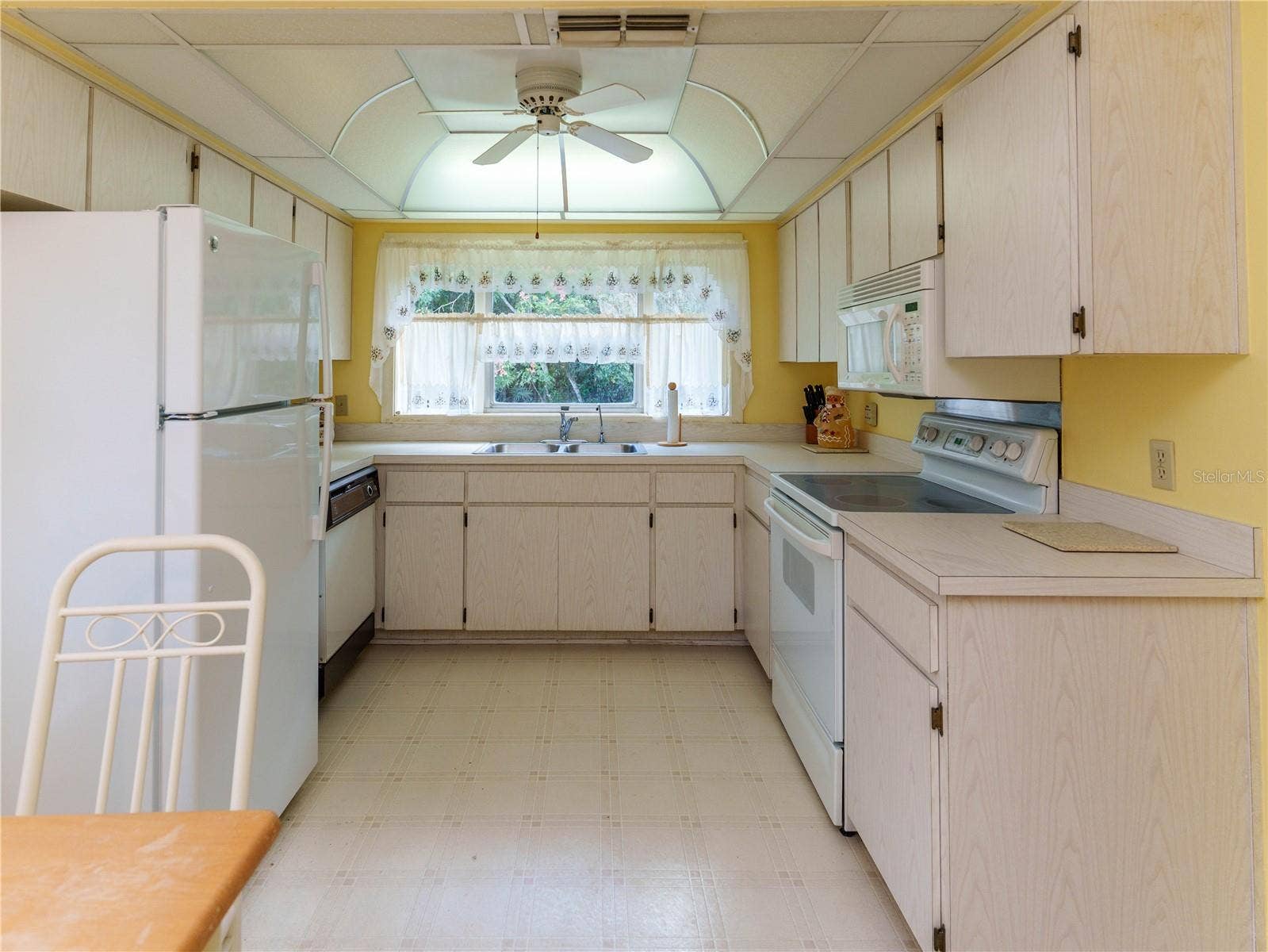 9730 CAVENDISH COURT, New Port Richey, FL 34655 9730 CAVENDISH COURT, New Port Richey, FL 34655