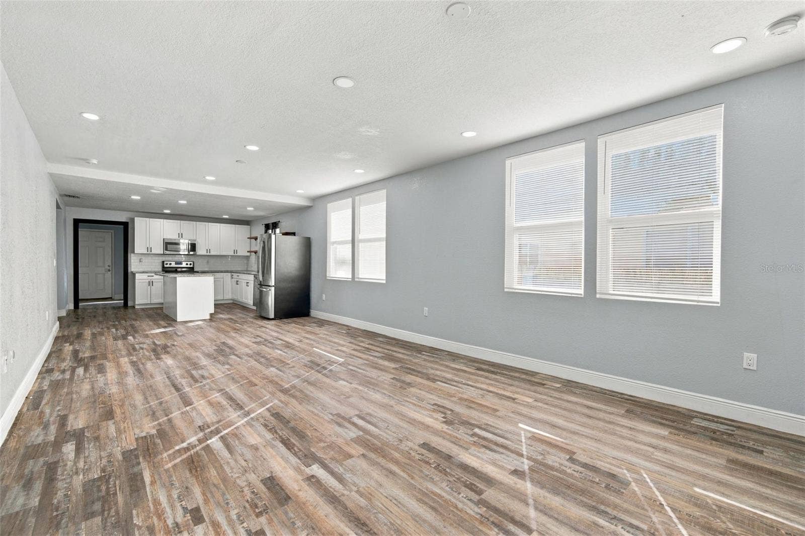 1411 E 24TH AVENUE, Tampa, FL 33605 1411 E 24TH AVENUE, Tampa, FL 33605