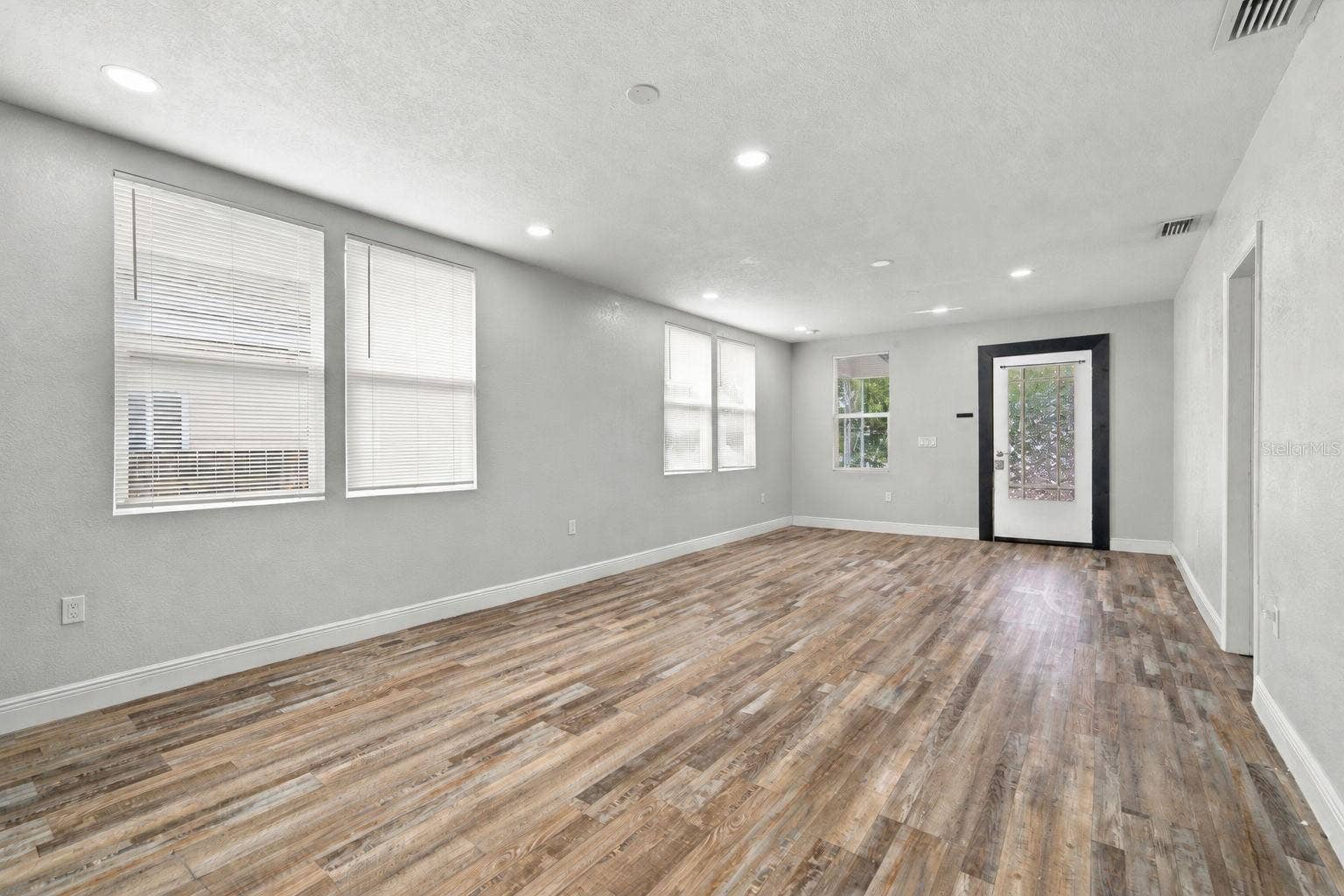1411 E 24TH AVENUE, Tampa, FL 33605 1411 E 24TH AVENUE, Tampa, FL 33605