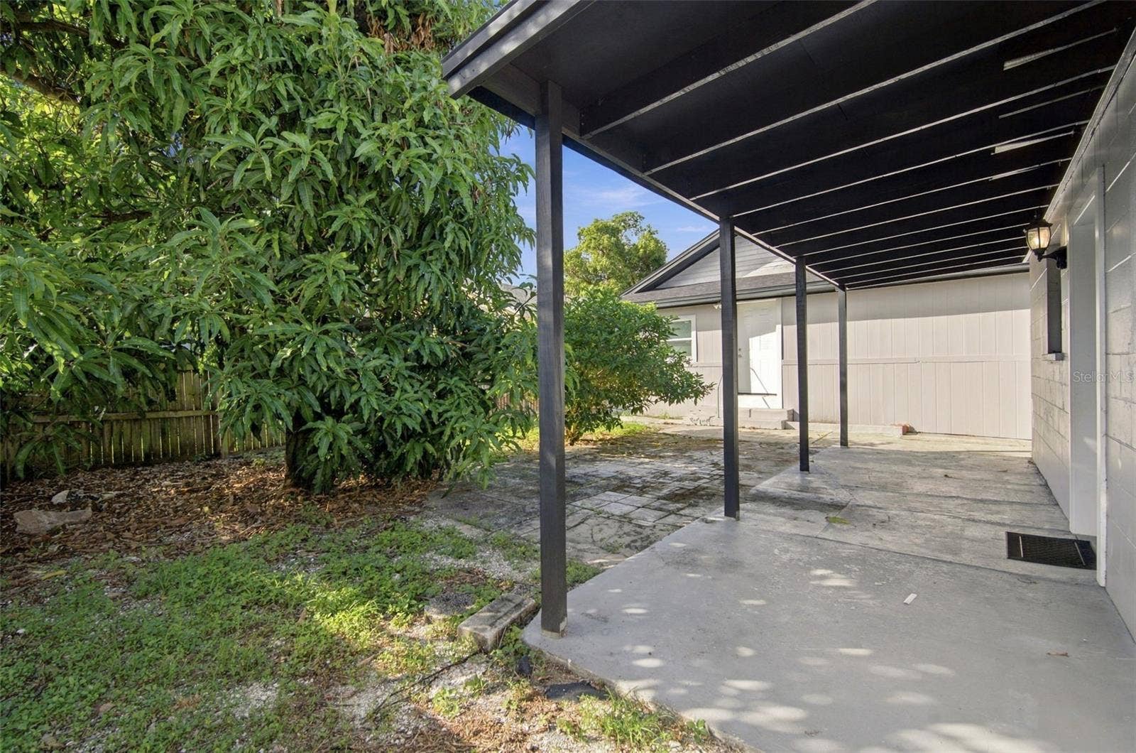 1411 E 24TH AVENUE, Tampa, FL 33605 1411 E 24TH AVENUE, Tampa, FL 33605