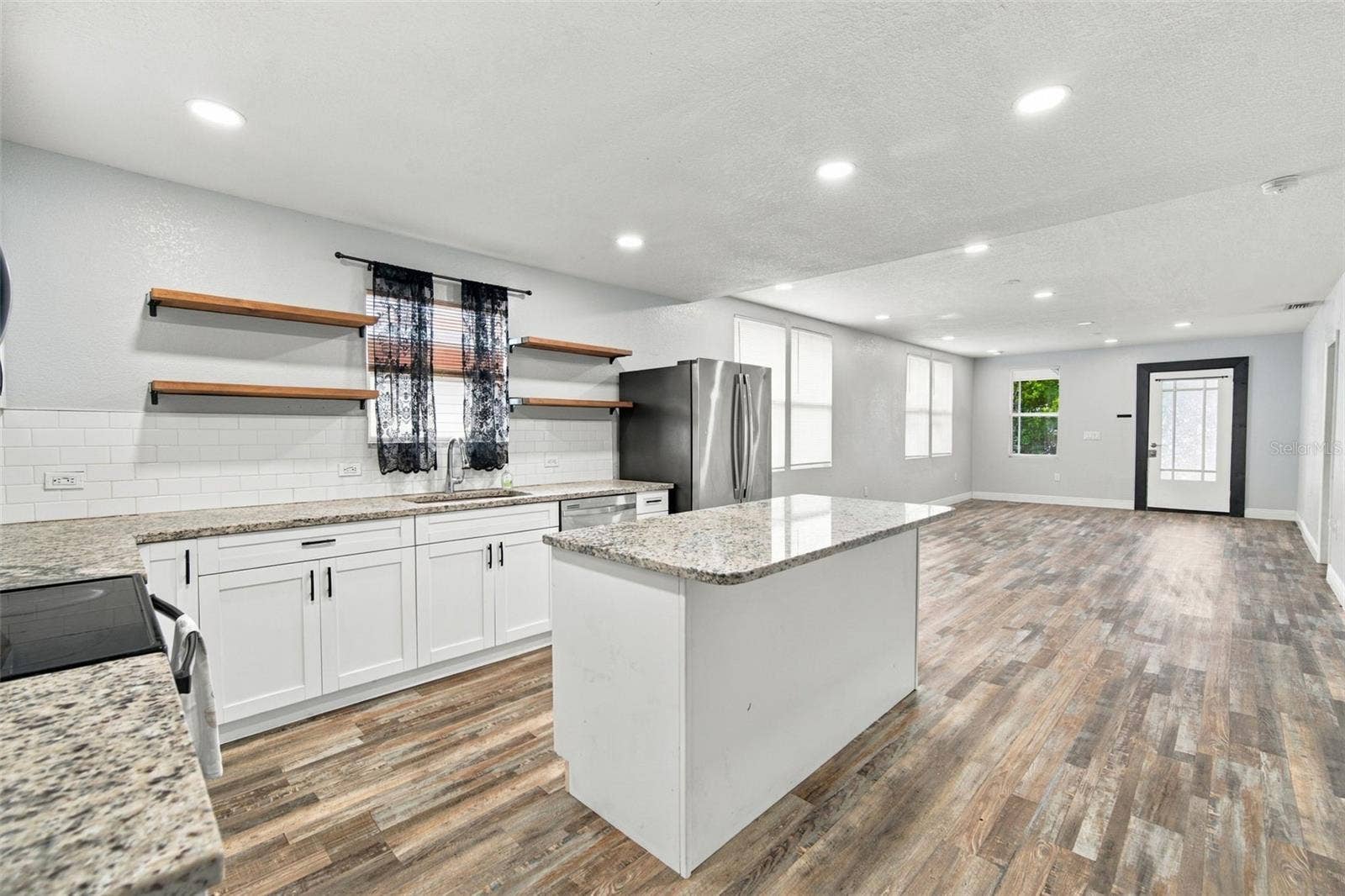 1411 E 24TH AVENUE, Tampa, FL 33605 1411 E 24TH AVENUE, Tampa, FL 33605
