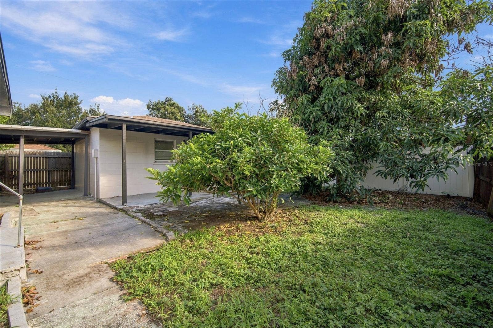 1411 E 24TH AVENUE, Tampa, FL 33605 1411 E 24TH AVENUE, Tampa, FL 33605