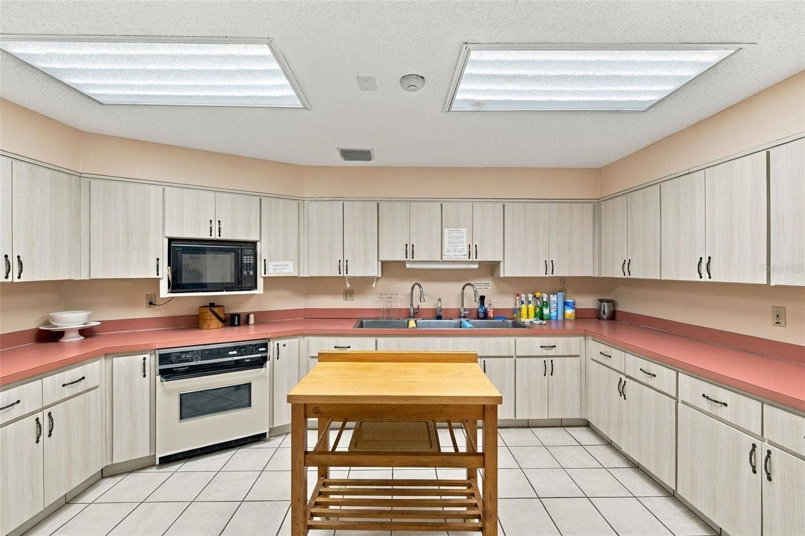 5400 PARK STREET N, #109, St Petersburg, FL 33709