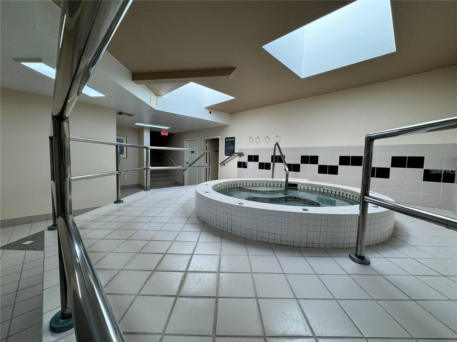 1560 GULF BOULEVARD, #804, Clearwater Beach, FL 33767 1560 GULF BOULEVARD, #804, Clearwater Beach, FL 33767