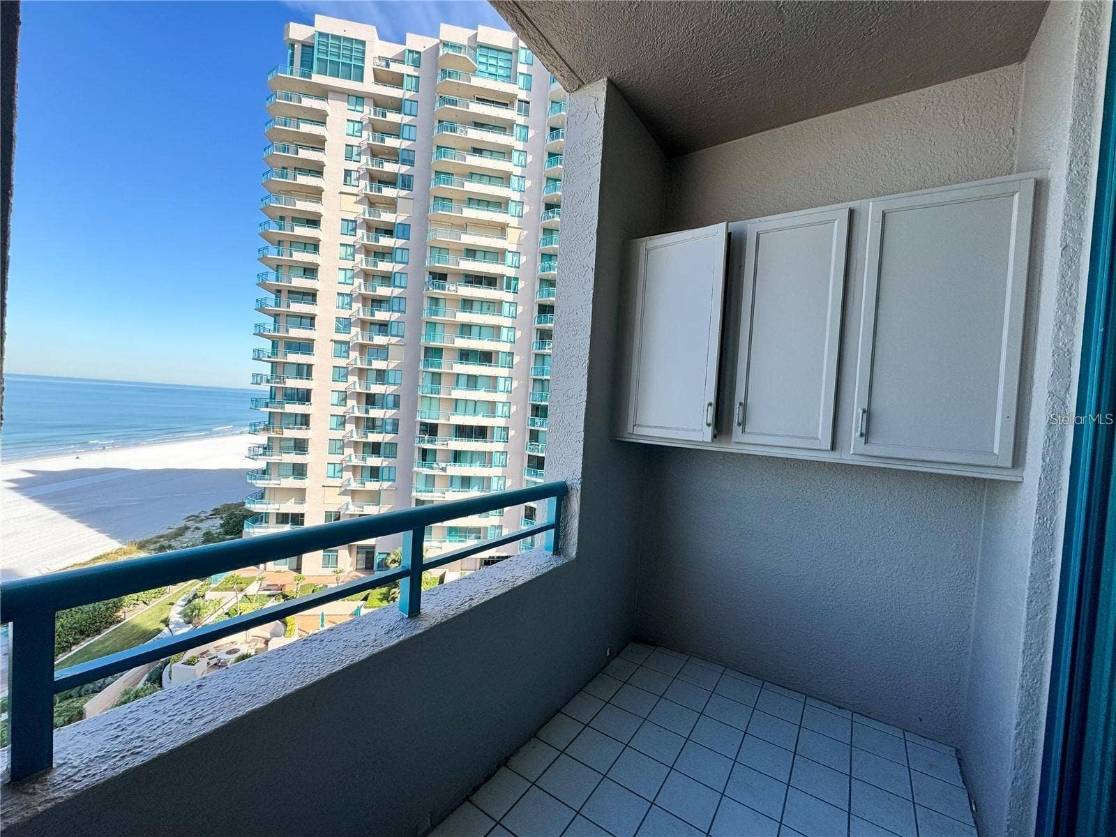 1560 GULF BOULEVARD, #804, Clearwater Beach, FL 33767 1560 GULF BOULEVARD, #804, Clearwater Beach, FL 33767