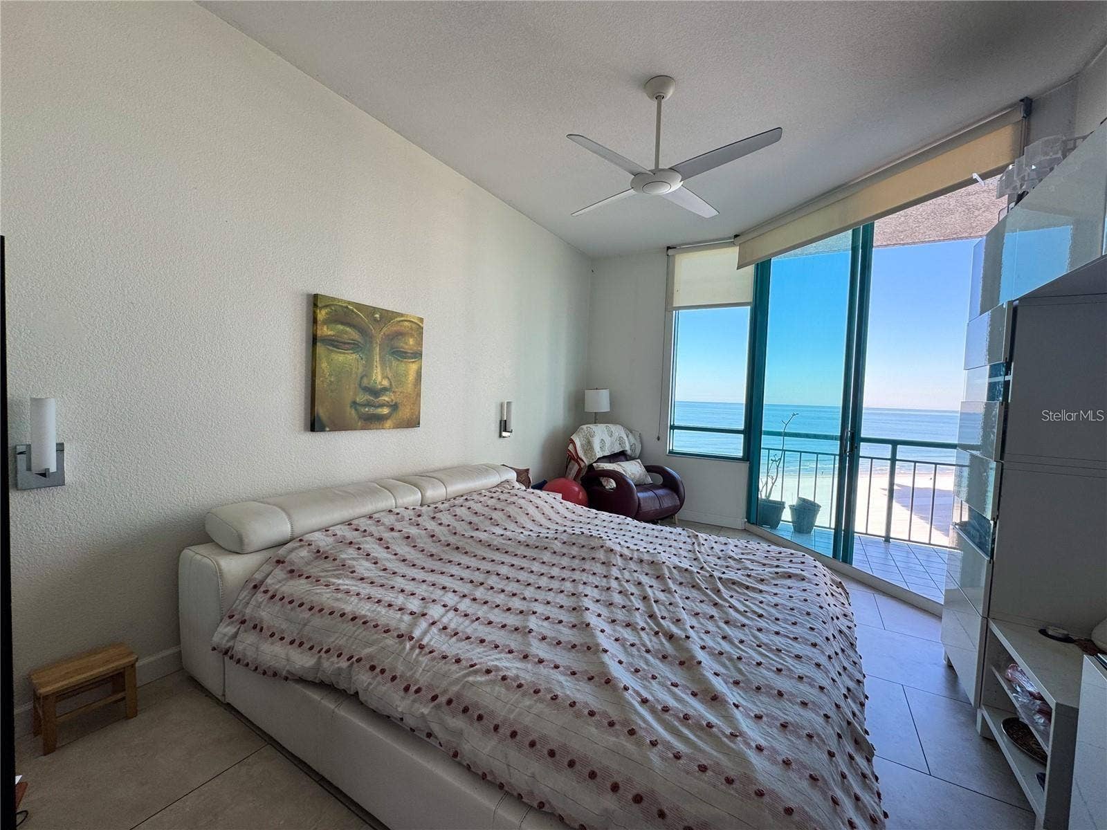 1560 GULF BOULEVARD, #804, Clearwater Beach, FL 33767 1560 GULF BOULEVARD, #804, Clearwater Beach, FL 33767