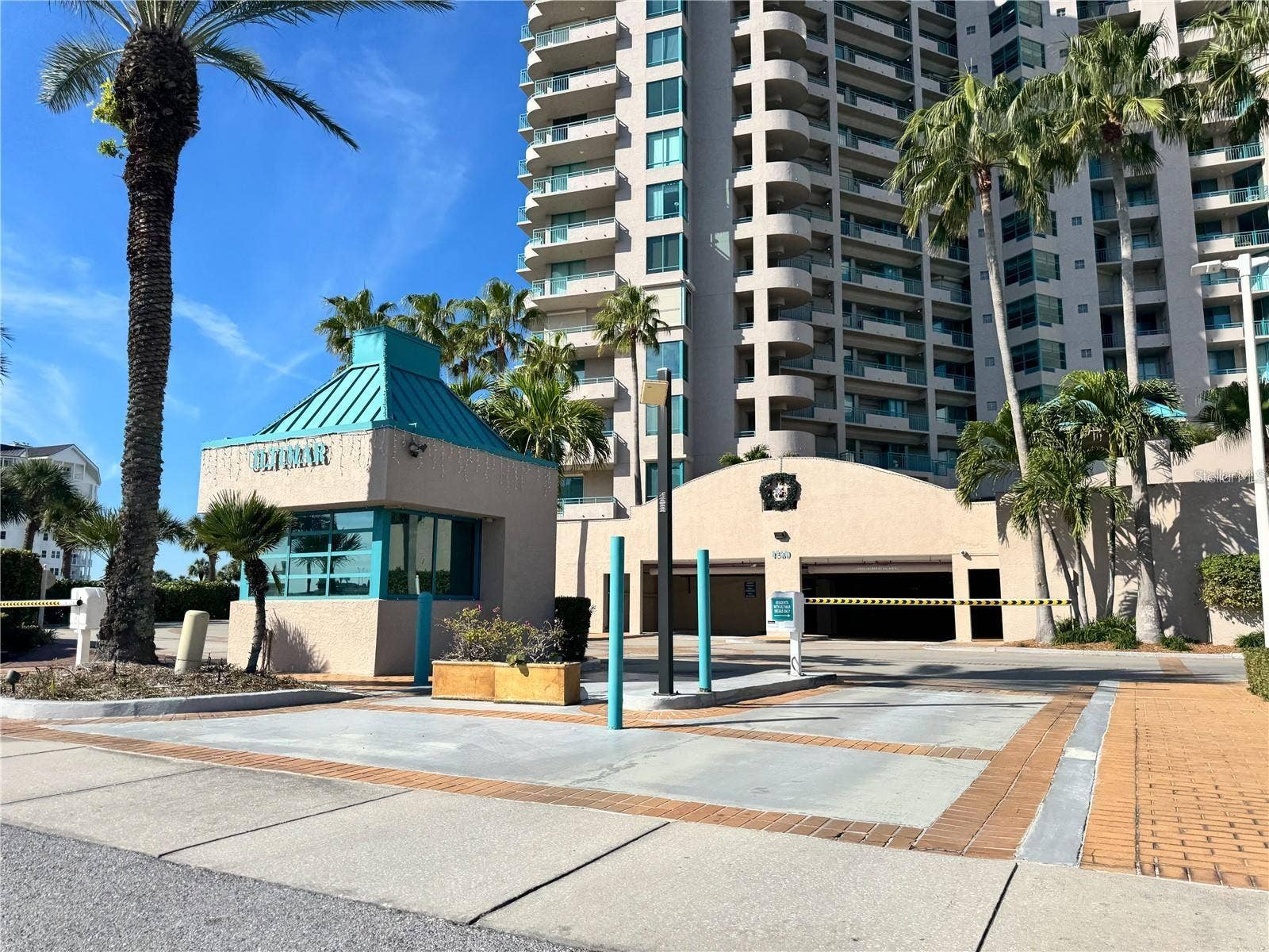 1560 GULF BOULEVARD, #804, Clearwater Beach, FL 33767 1560 GULF BOULEVARD, #804, Clearwater Beach, FL 33767