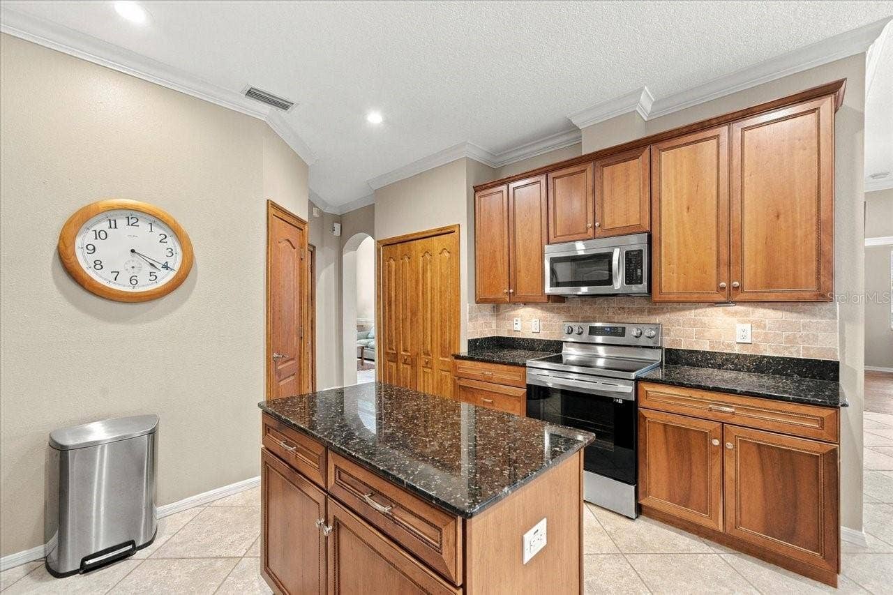 5909 BROWDER ROAD, Tampa, FL 33625 5909 BROWDER ROAD, Tampa, FL 33625