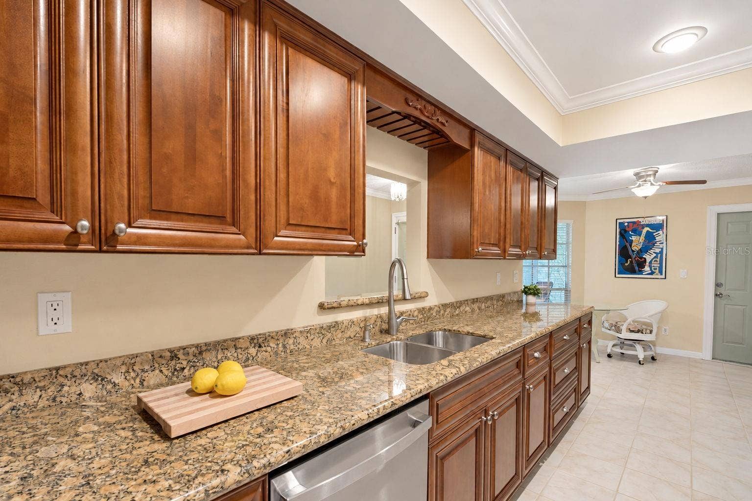 1146 RUSTLEWOOD COURT, Palm Harbor, FL 34684 Abundant cabinetry & countertop space making food prep a breeze~