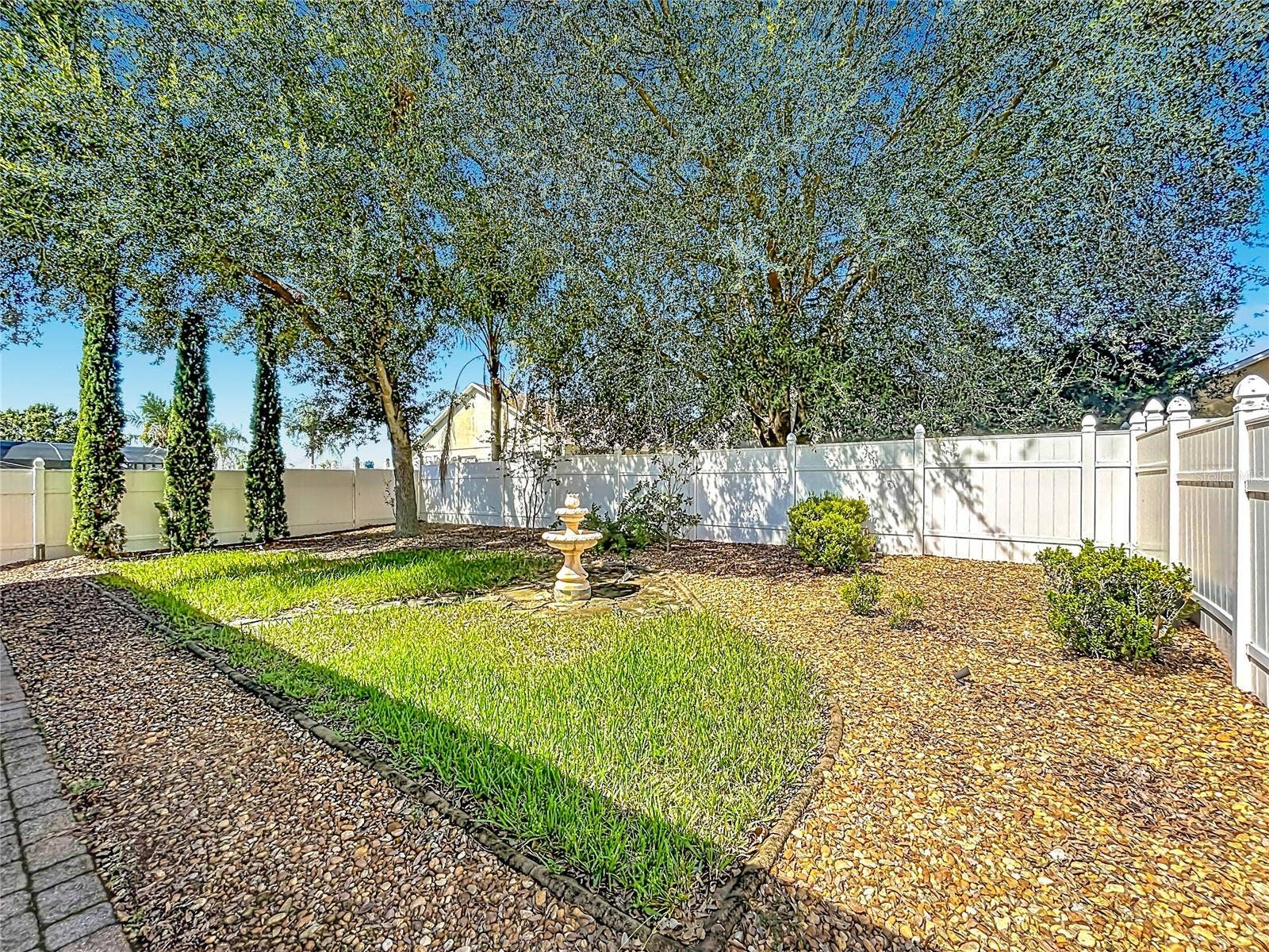 111 KNOLLWOOD DRIVE, Davenport, FL 33837