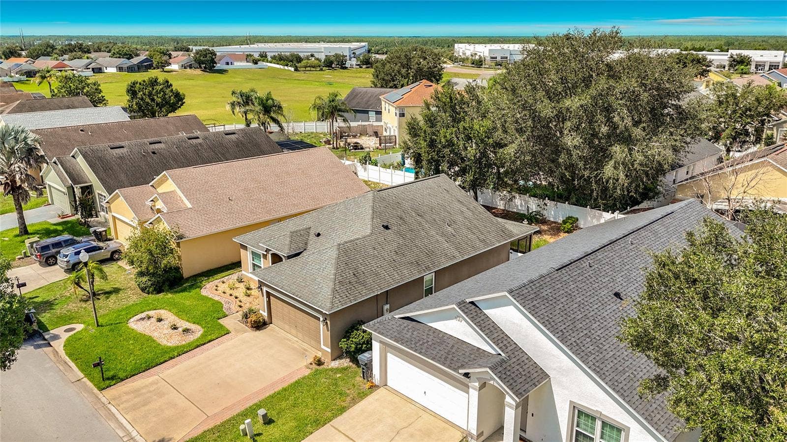 111 KNOLLWOOD DRIVE, Davenport, FL 33837