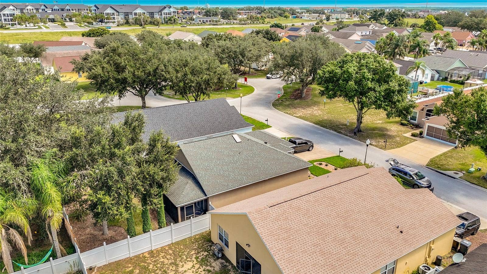111 KNOLLWOOD DRIVE, Davenport, FL 33837
