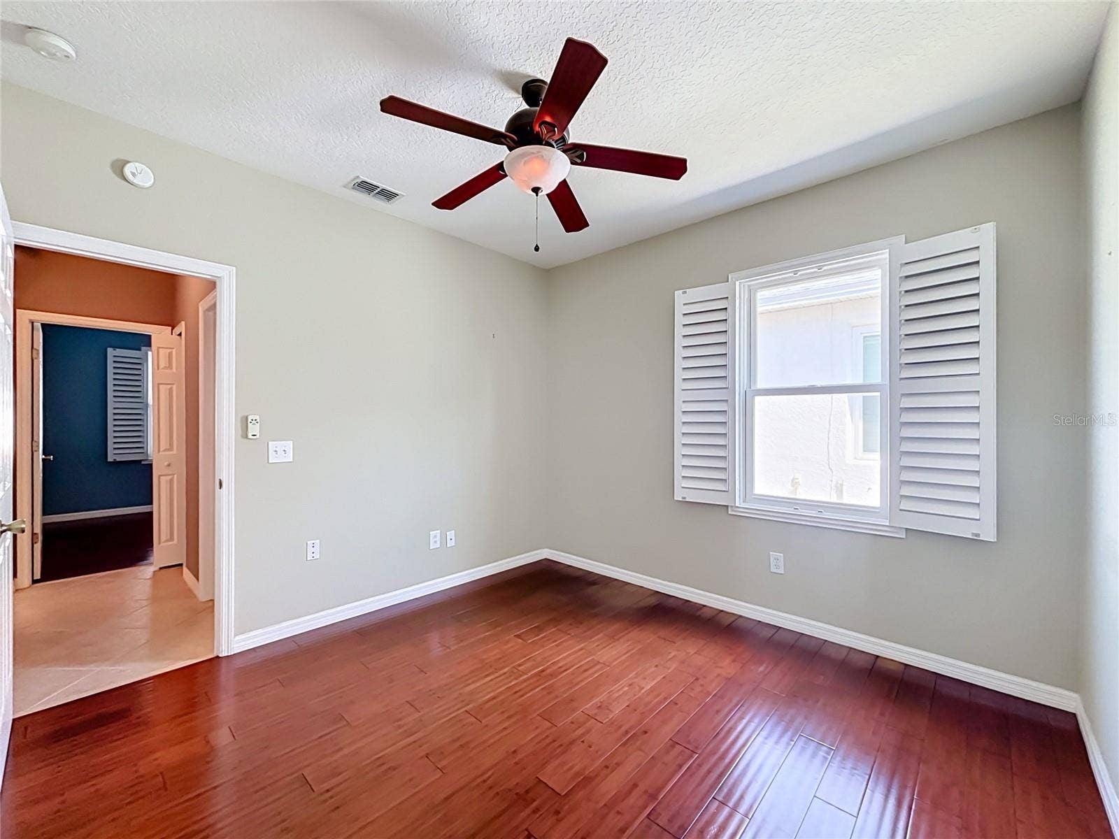 111 KNOLLWOOD DRIVE, Davenport, FL 33837