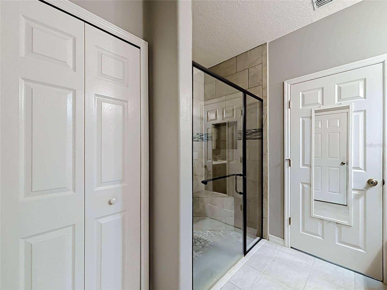 111 KNOLLWOOD DRIVE, Davenport, FL 33837