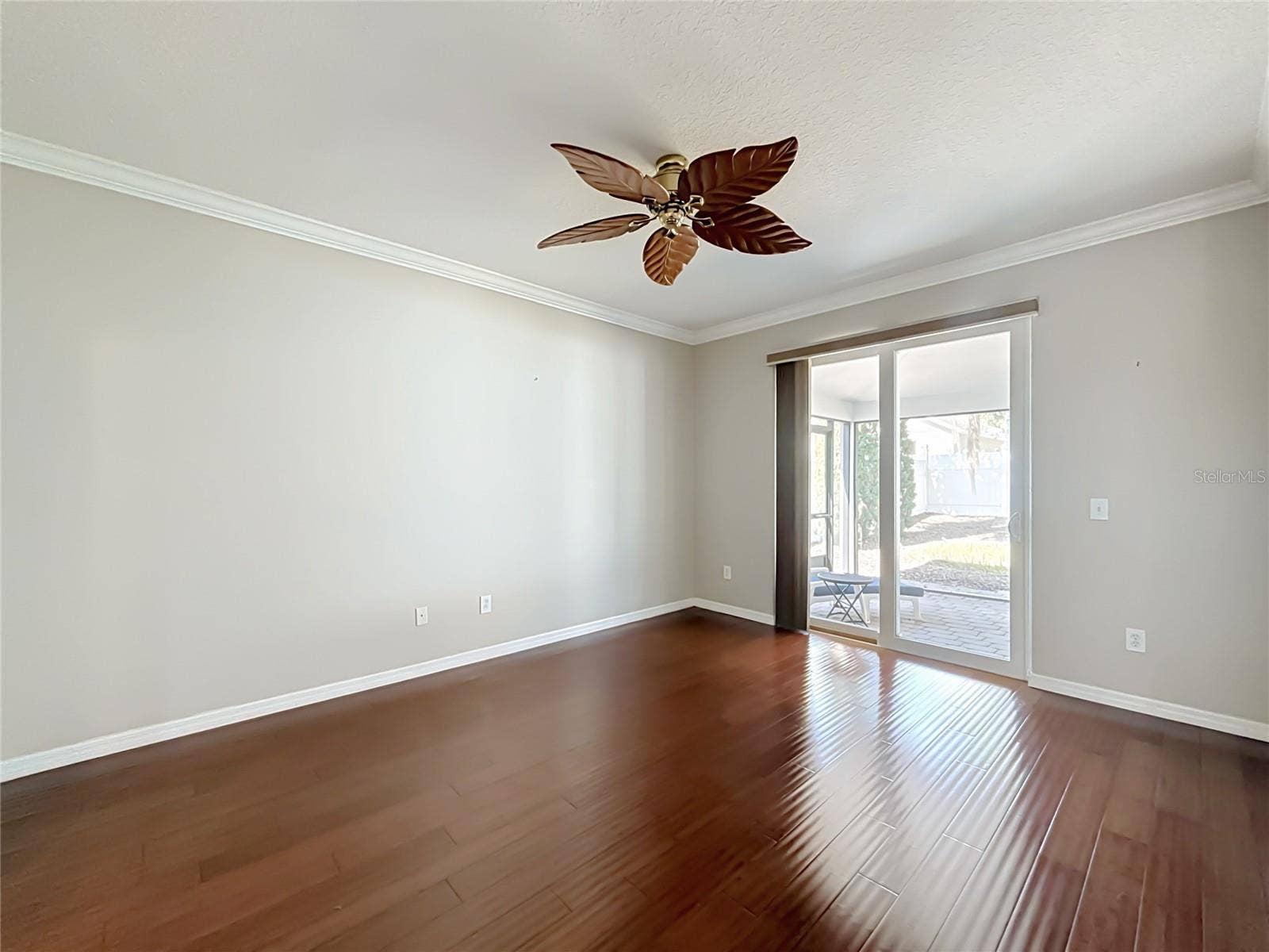 111 KNOLLWOOD DRIVE, Davenport, FL 33837
