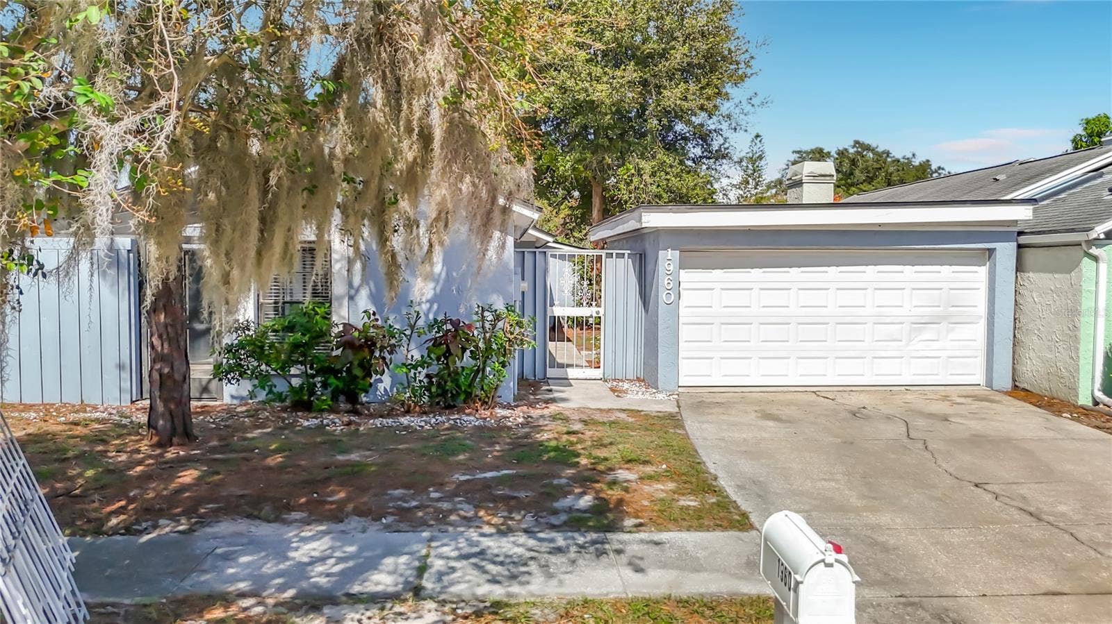 1960 GREGORY DRIVE, Tampa, FL 33613 1960 GREGORY DRIVE, Tampa, FL 33613