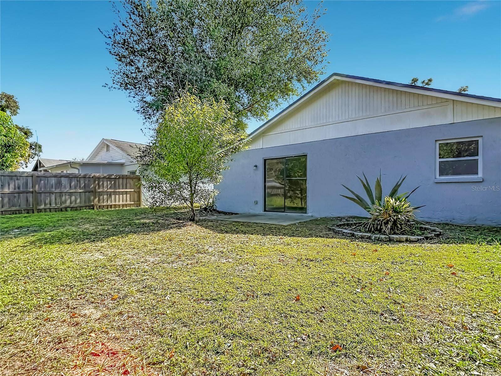 1960 GREGORY DRIVE, Tampa, FL 33613 1960 GREGORY DRIVE, Tampa, FL 33613