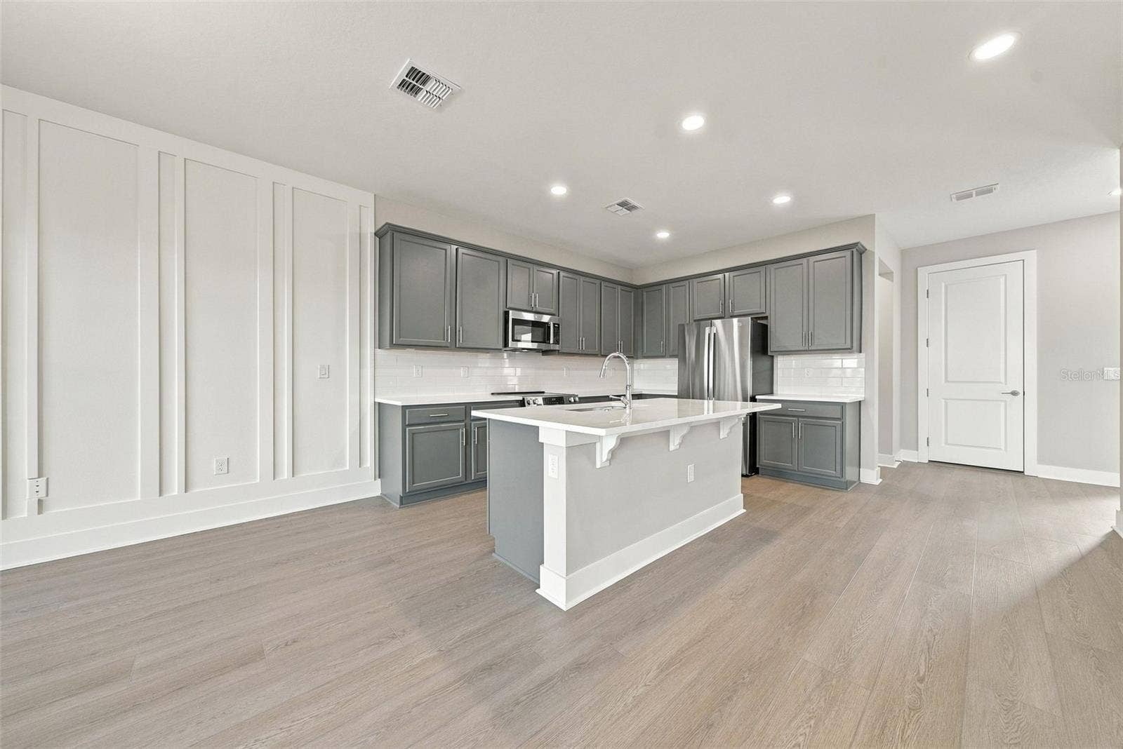 31881 OYSTER PIER COURT, Wesley Chapel, FL 33545 31881 OYSTER PIER COURT, Wesley Chapel, FL 33545