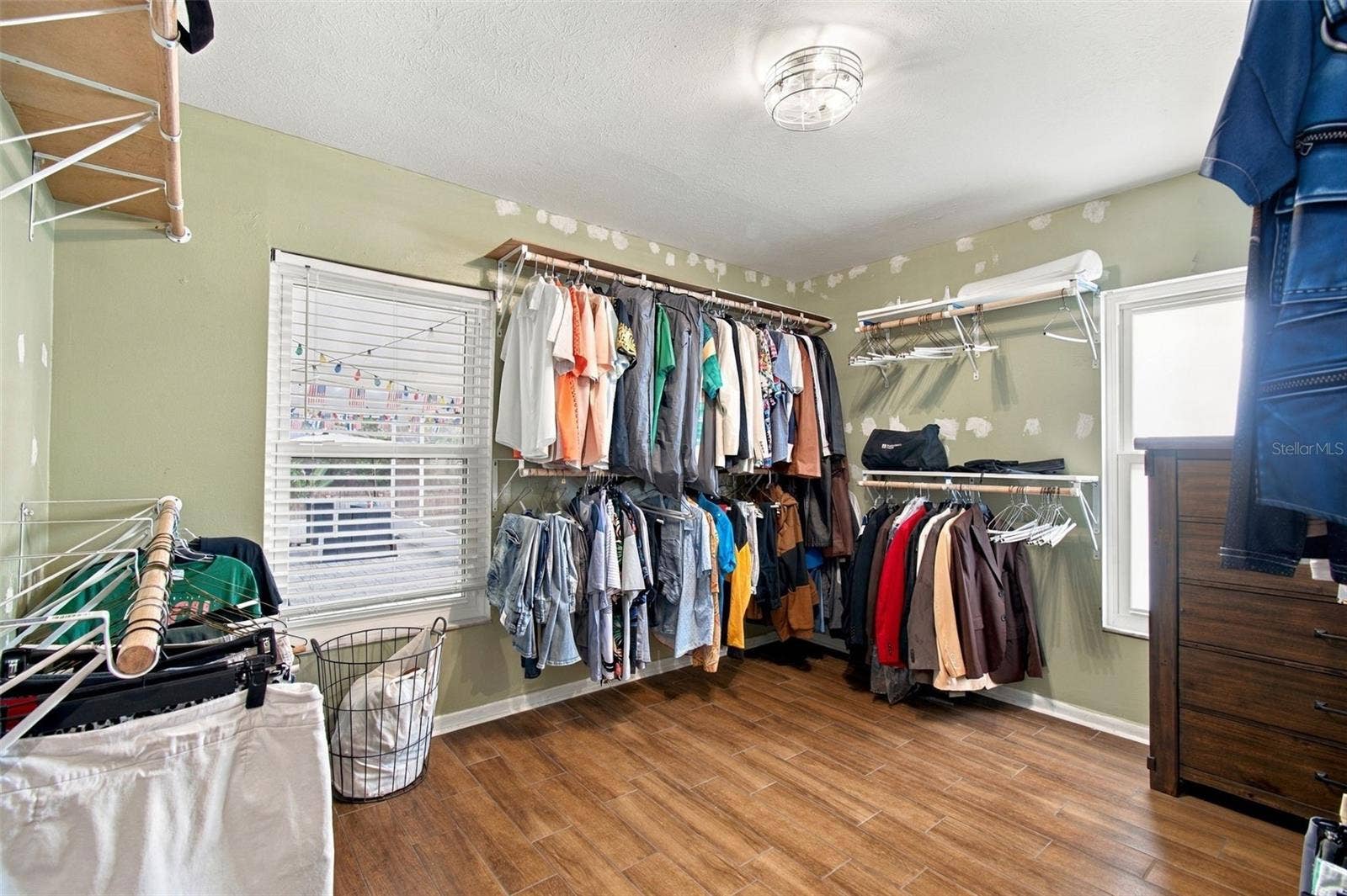 1103 RIDGEFIELD DRIVE, Valrico, FL 33594 1103 RIDGEFIELD DRIVE, Valrico, FL 33594