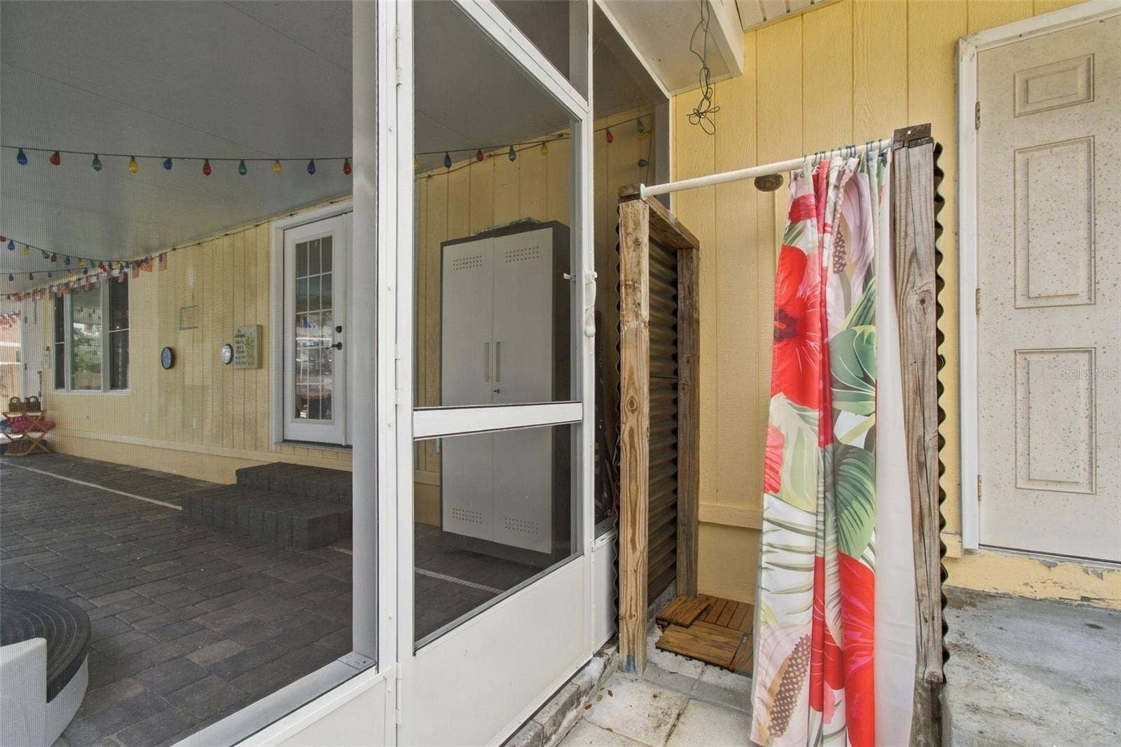 1103 RIDGEFIELD DRIVE, Valrico, FL 33594 1103 RIDGEFIELD DRIVE, Valrico, FL 33594