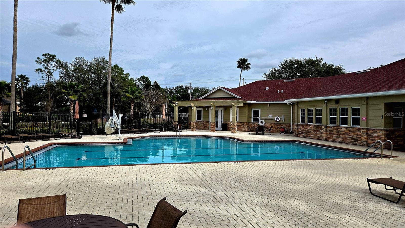 7526 SURREY PINES DRIVE, Apollo Beach, FL 33572 Community amenities