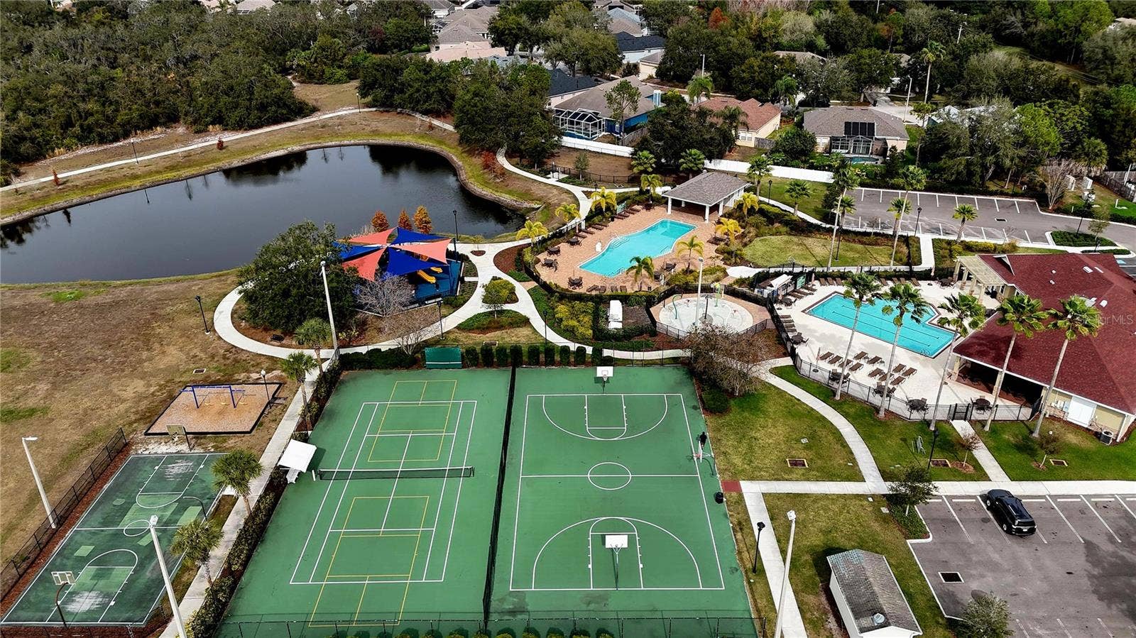 7526 SURREY PINES DRIVE, Apollo Beach, FL 33572 Community amenities