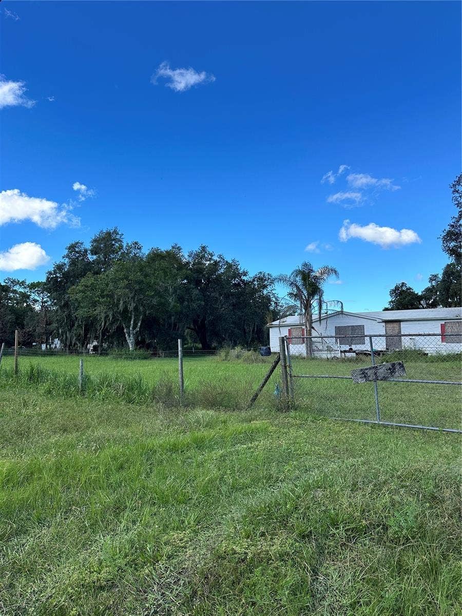 10910 SPORTSMAN TRAIL, Lakeland, FL 33809 10910 SPORTSMAN TRAIL, Lakeland, FL 33809