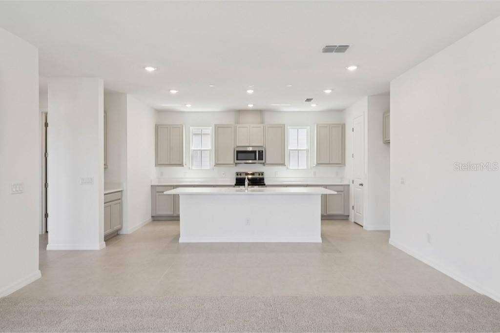 6670 TENTPEG TRAIL, St Cloud, FL 34771 6670 TENTPEG TRAIL, St Cloud, FL 34771