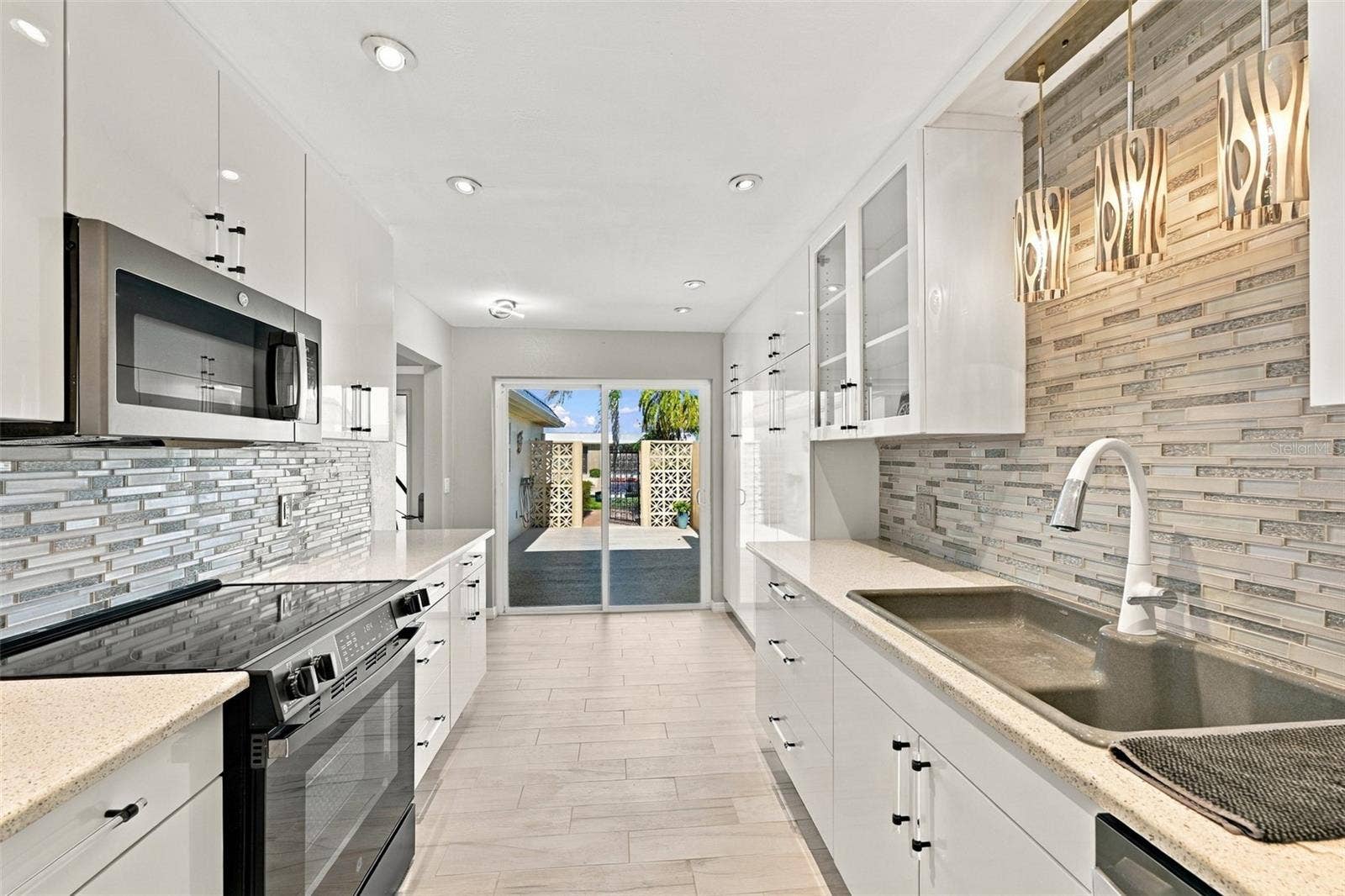 452 BOCA CIEGA POINT BOULEVARD S, St Petersburg, FL 33708